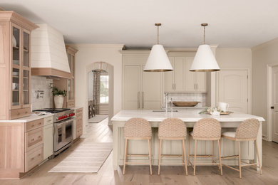 Kitchen - kitchen idea in Indianapolis
