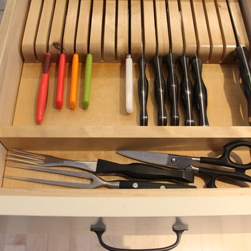 "Luxe Cache" (Hidden Luxury) Kitchen
