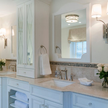 Elegant Master Bath in Classic Marble