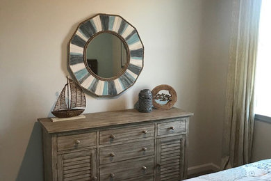 Bedroom - bedroom idea in Other