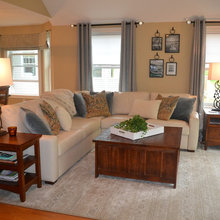 Lake view reno, living room