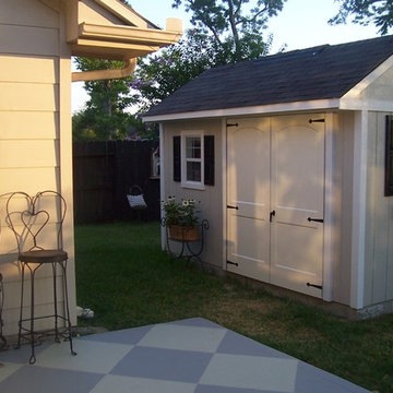 averils outdoor shed/studio. she shed