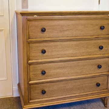 NYC: Custom Traditional Oak Furniture Set