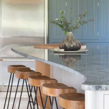 Contemporary Green Oak Kitchen & Interiors | Surrey