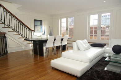 Example of an eclectic home design design in Boston