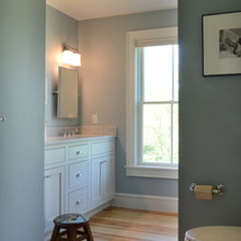 Toni Bathroom
