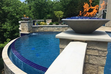 Example of a tuscan pool design in Kansas City