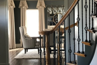 Example of a minimalist entryway design in St Louis