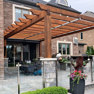 Retractable Shade, King City