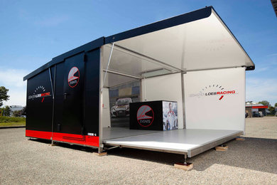 Vu sur le stand "Sébastien Loeb Racing"