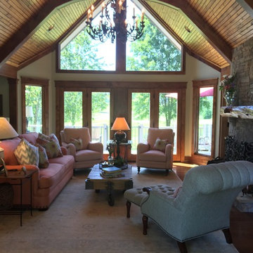 Kenmure Condo Retreat