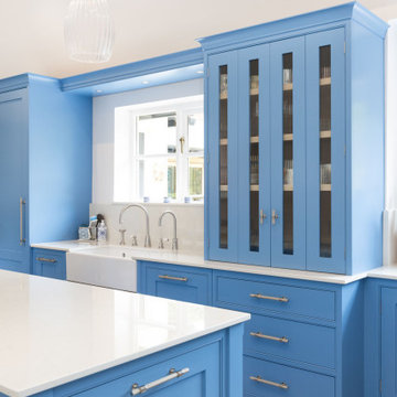 Italian-Inspired In-Frame Shaker Kitchen