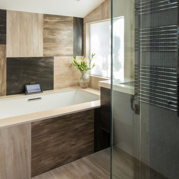 Modern Bathroom - Woodland Hills