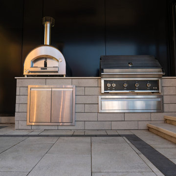 Outdoor Kitchen