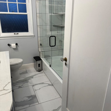 Cozy Bathroom remodeling.