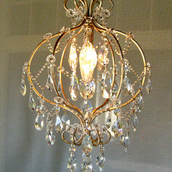 Margo - Pendant Lighting