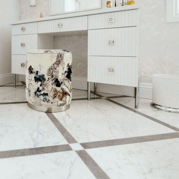 Vanity table, marble effect tiles