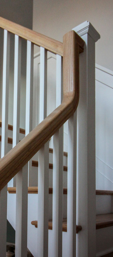 Elegant Oak & White Staircase in Inviting and Quaint Home, Arlington VA 22201