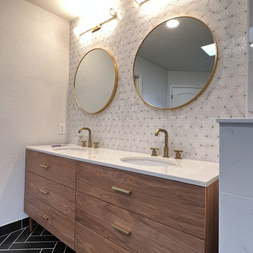 Henderson's Mudroom and Master