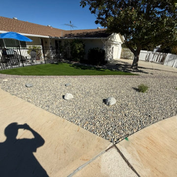 Modern Water-Wise Front Yard with Decorative River Rock | Newbury Park, CA