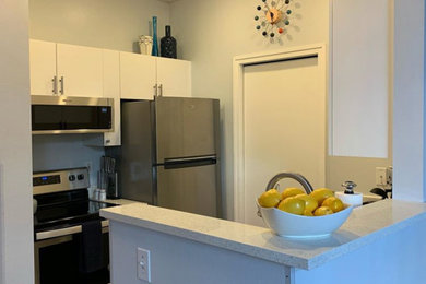 Kitchen - contemporary kitchen idea in Seattle