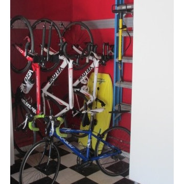 Beach Garage with Lots of Storage for an Active Family