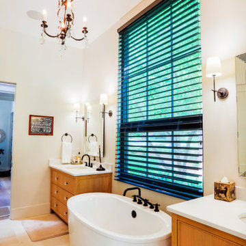 Functional Drapes with 2-Finger Pinch Pleat on a Matte Black Traverse Rod