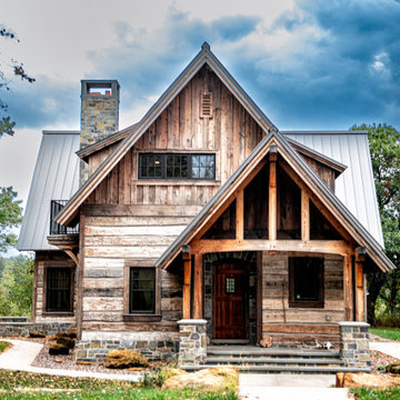 Quaint Cabin in the Woods | Midwest