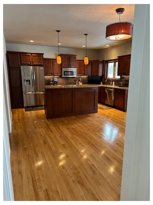 Kitchen remodel cabinets-to stack or not to stack in this space?