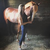 Chloe Bellerive's photo