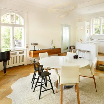 Altbau - All in White