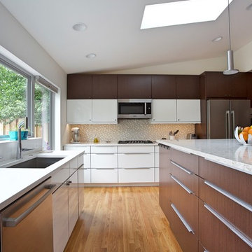 Modern Addition for a Cape Cod