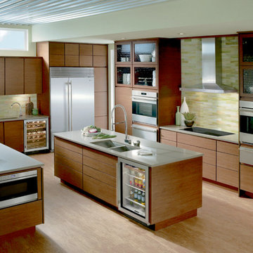 Wood and Stainless Steel SubZero-Wolf Kitchen