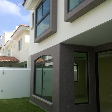 Jardin Real seis-cinco-nueve by Con E (2014)