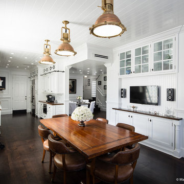 Filmmaker Interprets Luxury Yacht Interior in a 3-BR Home