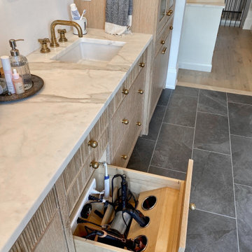 Powered Styling Drawer with Canisters
