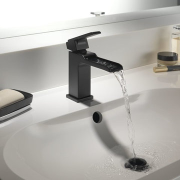 Delta ARA® Single Handle Channel Bathroom Faucet