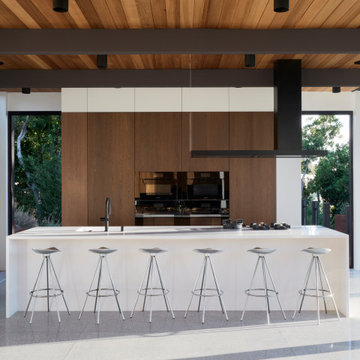 Malibu Glass Box House by Klopf Architecture