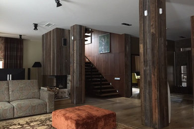 Example of an eclectic family room design in Moscow