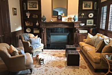 Inspiration for a timeless living room remodel in Dallas