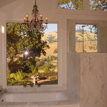 Undermount bathtub