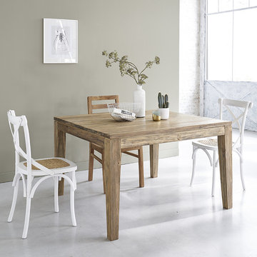 Table en bois de teck recyclé carrée 10 personnes CARGO