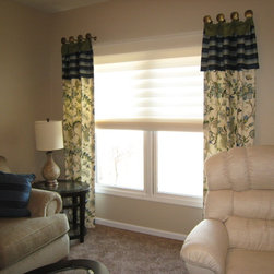 Small House in Winchester, IN - Curtains