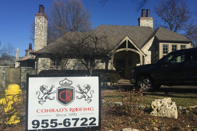 Example of a classic home design design in Other