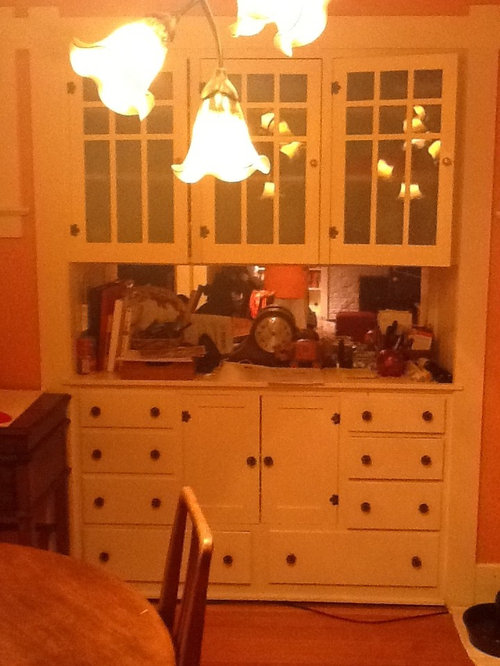 Built in hutch to built in desk remodel.