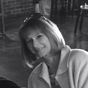 Lisa Ling's photo