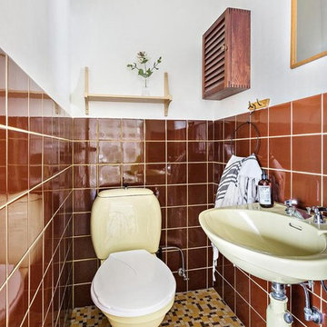 Arkitektritad villa av Endel Öunapuu, på väster i Örebro. Mellanstyling