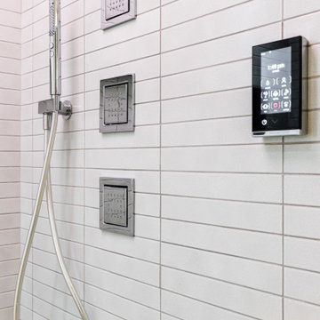 Stand up Shower featuring Kohler Top of the Line Fixtures