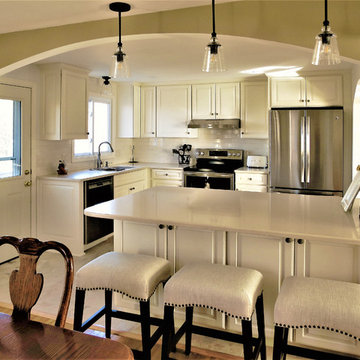 Open Floor Kitchen in Ellington, CT