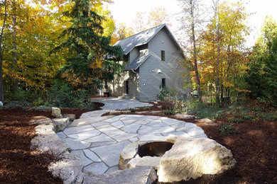 Inspiration for a rustic home design remodel in Milwaukee